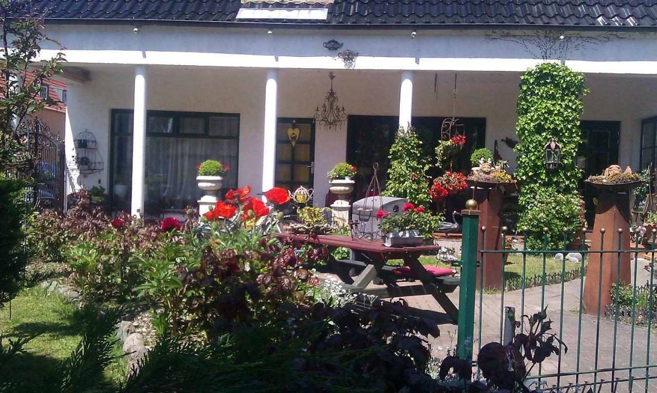 Cafesahne U Pension Дранске Экстерьер фото
